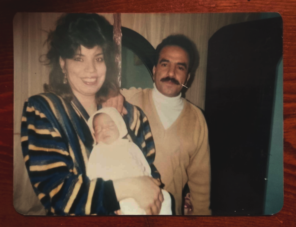 Shahead Mostafafar as a child with his parents